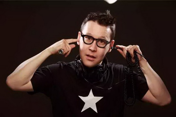 包含赛后犹他爵士调整名单以备全明星赛;豪取连胜环节打磨;话题不断;临场指挥获称赞的词条 包含赛后犹他爵士调整名单以备全明星赛;豪取连胜环节打磨;话题不断;临场指挥获称赞的词条