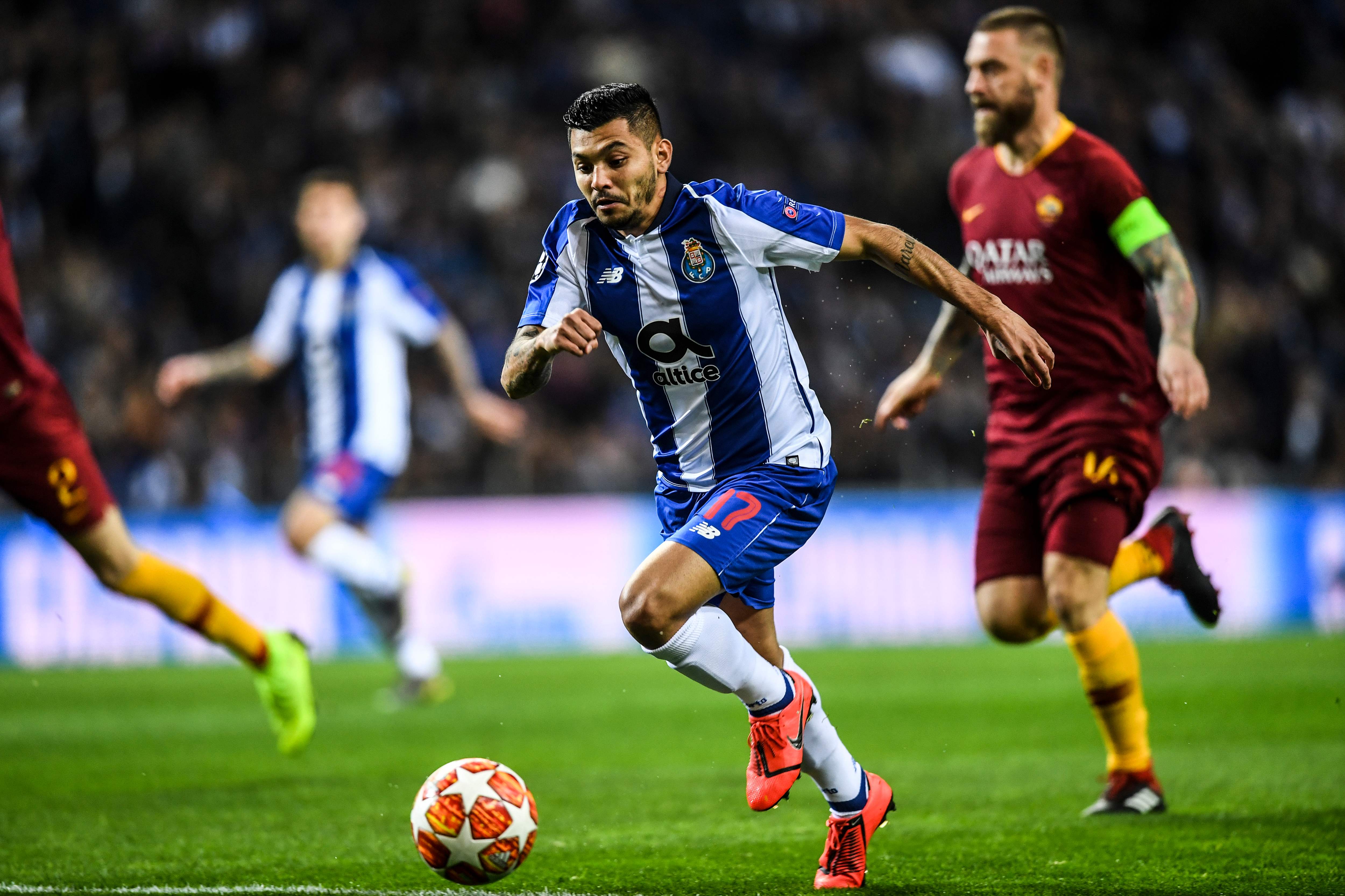 包含波尔图内部会议纪要流出:今晚伤情更新,欧冠使命明确,控场能力受关注的词条 包含波尔图内部会议纪要流出:今晚伤情更新,欧冠使命明确,控场能力受关注的词条